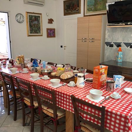 מונטלופו פיורנטינו Holiday Home Villa Bobolino מראה חיצוני תמונה