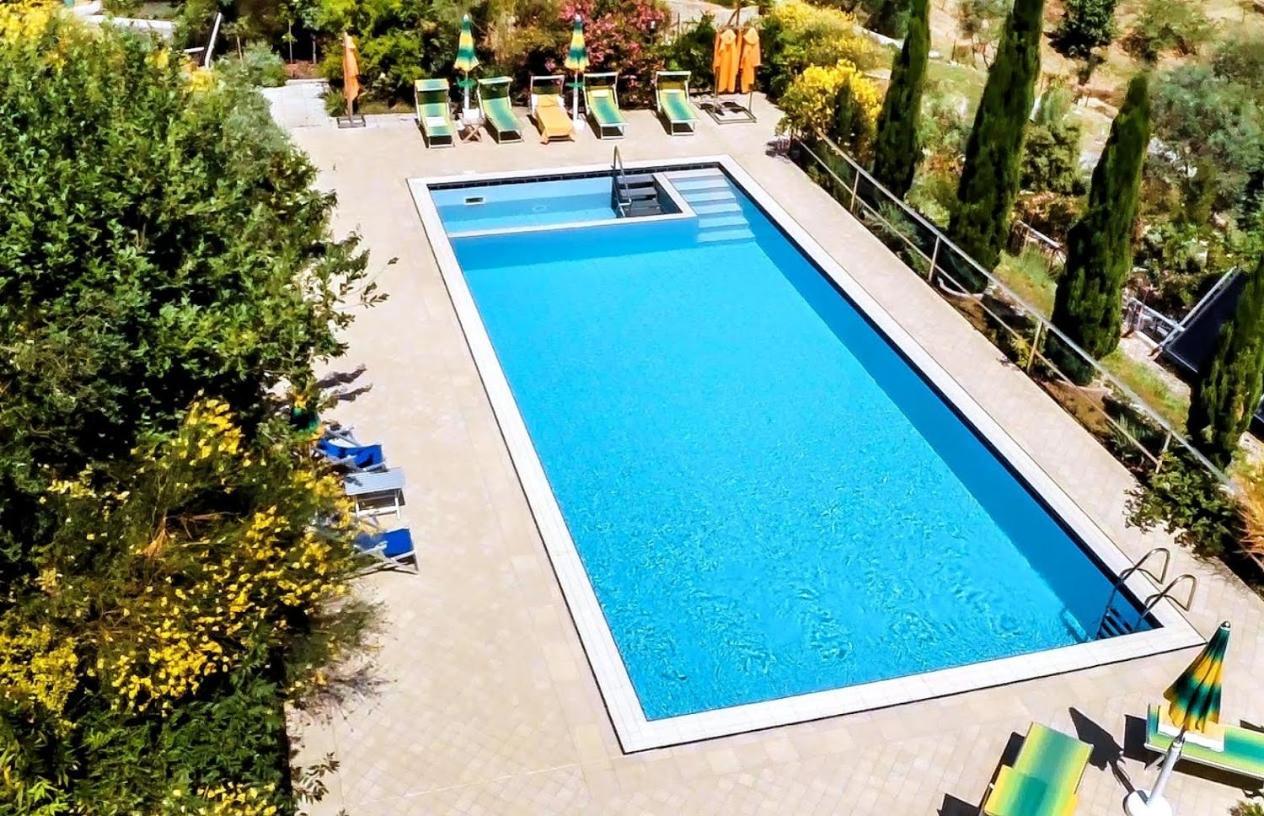מונטלופו פיורנטינו Holiday Home Villa Bobolino מראה חיצוני תמונה