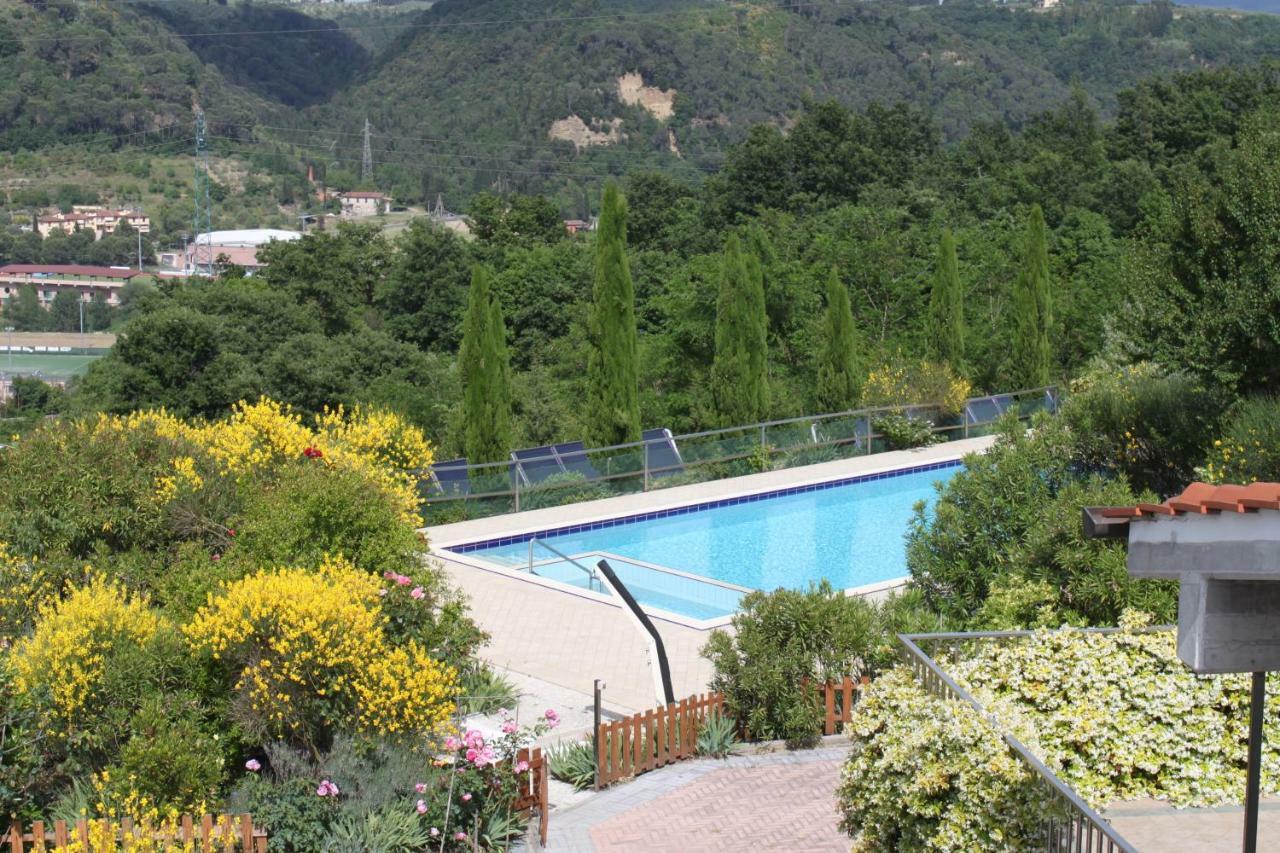 מונטלופו פיורנטינו Holiday Home Villa Bobolino מראה חיצוני תמונה