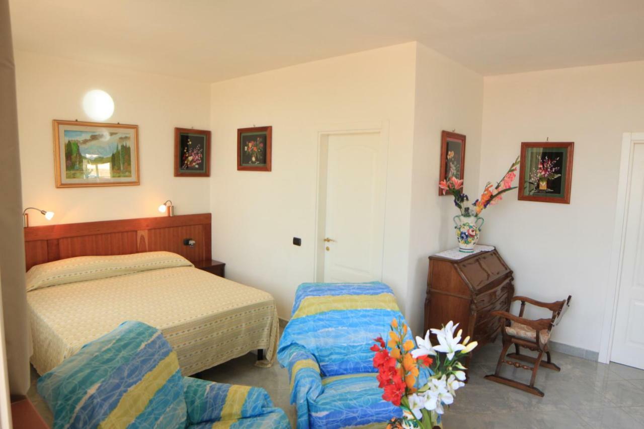 מונטלופו פיורנטינו Holiday Home Villa Bobolino מראה חיצוני תמונה